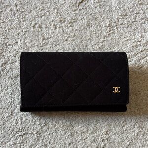Chanel sunglasses case new black fabric magnetic closure